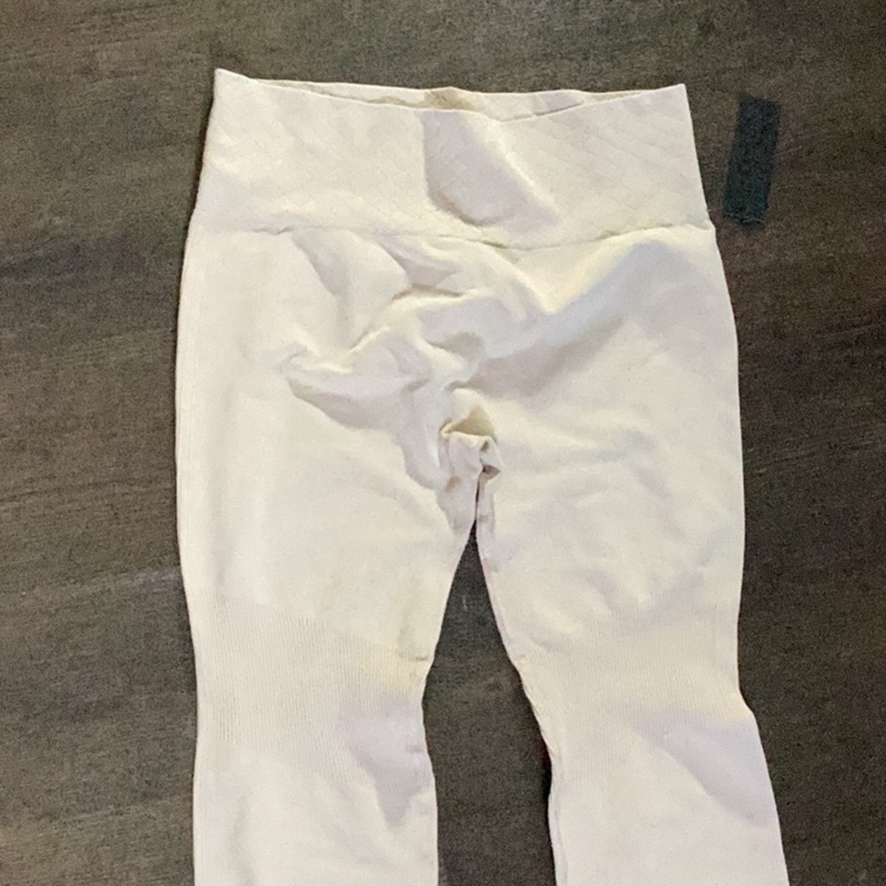 Savvi beige women’s leggings size 2XL